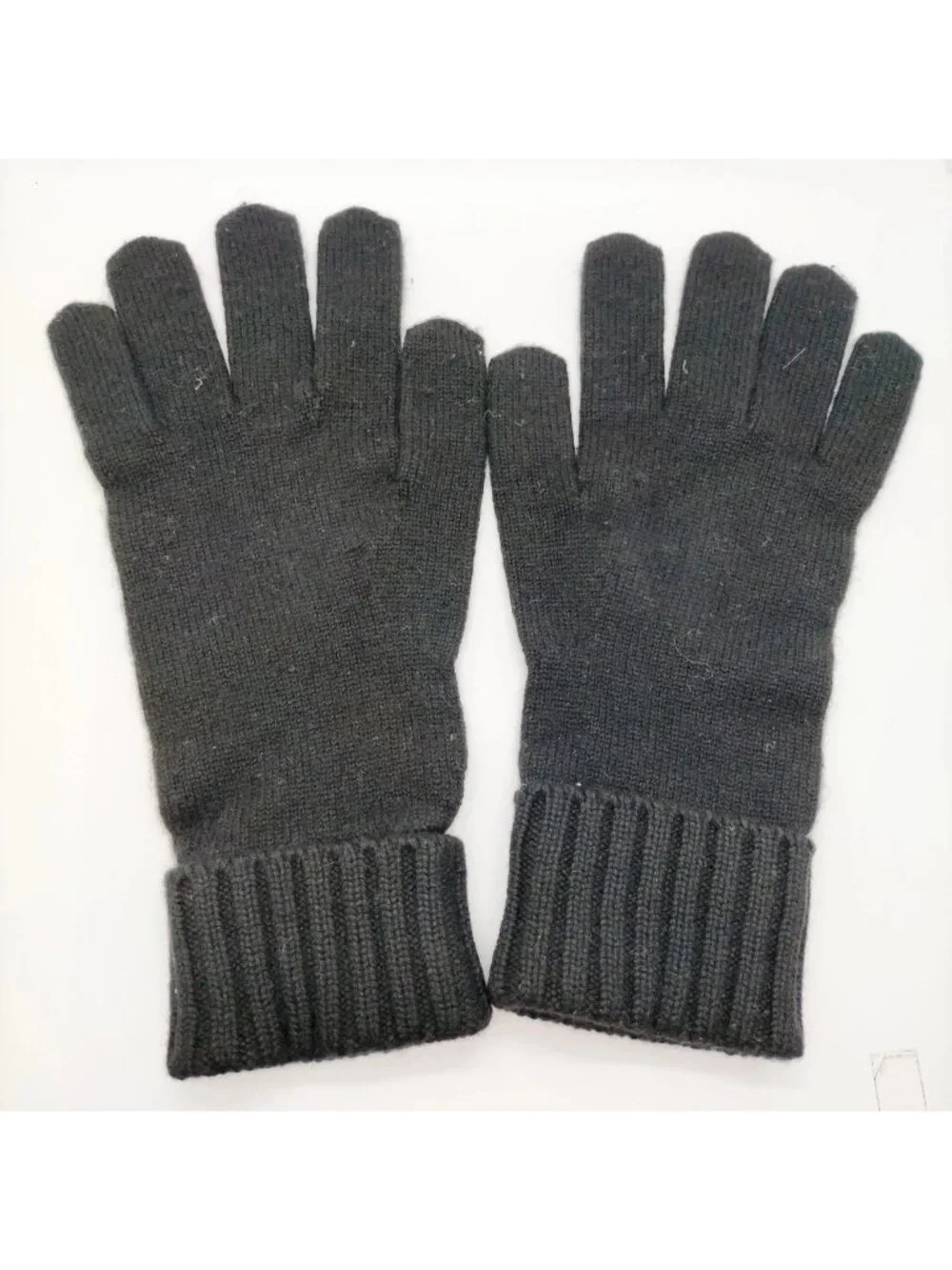 $1195 Authentic LOUIS VUITTON Made in SCOTLAND Womens 100% CASHMERE Black Gloves